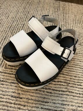 Dr. Martens White VOSS Platform Sandals Size 6 Leather